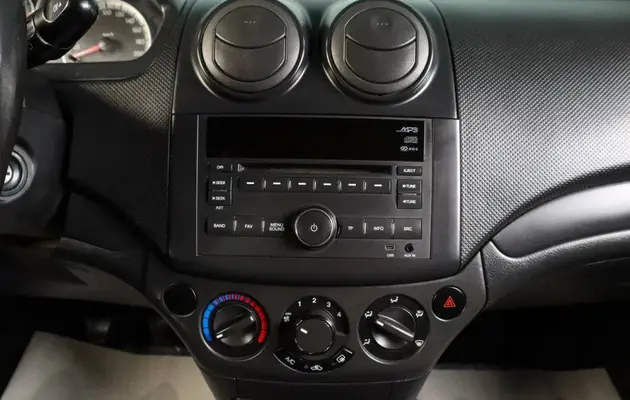 Chevrolet Aveo, фото №9
