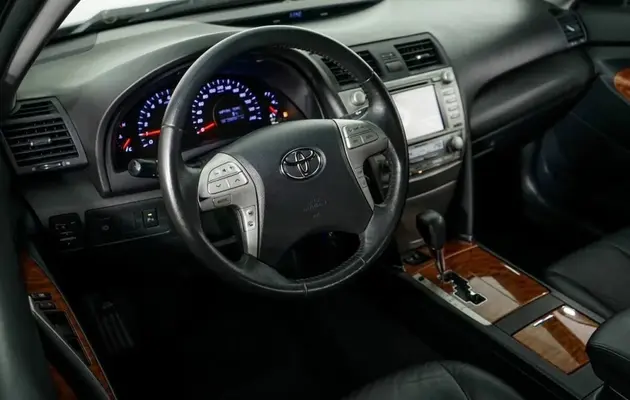Toyota Camry, фото №8