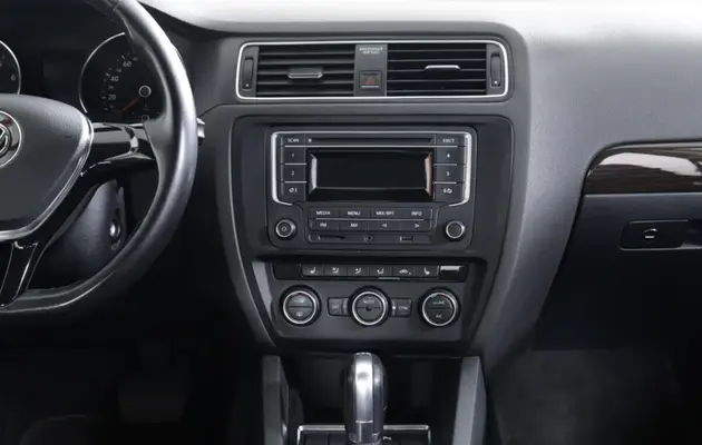 Volkswagen Jetta, фото №7
