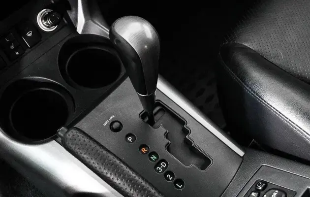 Toyota RAV4, фото №8