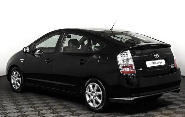 Toyota Prius, фото №4