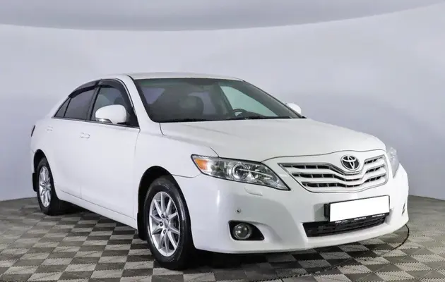 Toyota Camry, фото №3