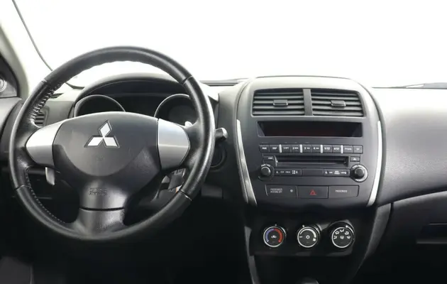 Mitsubishi ASX, фото №6