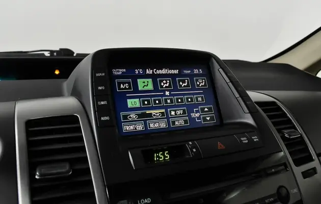 Toyota Prius, фото №12