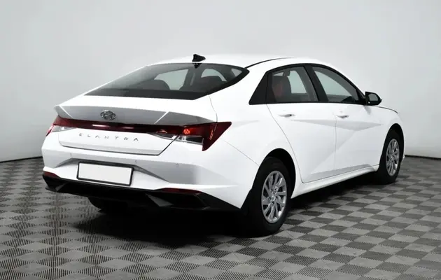 Hyundai Elantra, фото №2