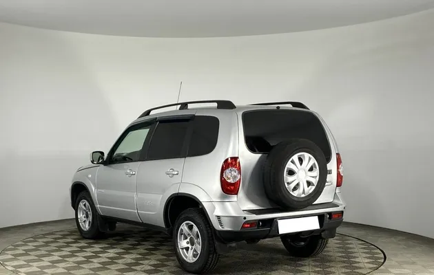 Chevrolet NIVA I Рестайлинг, фото №4