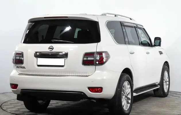 Nissan Patrol, фото №2