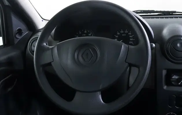 Renault Logan, фото №7