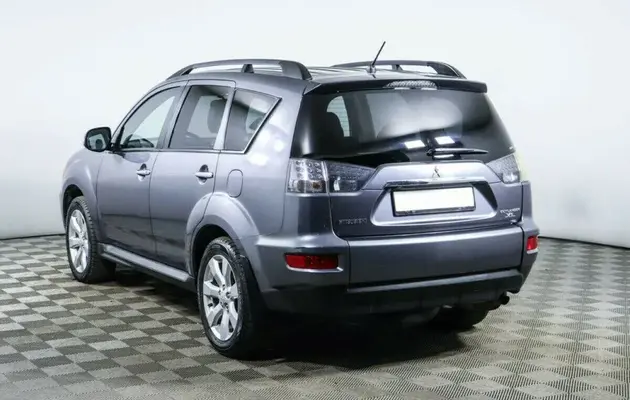 Mitsubishi Outlander, фото №4