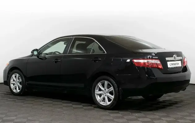 Toyota Camry, фото №4