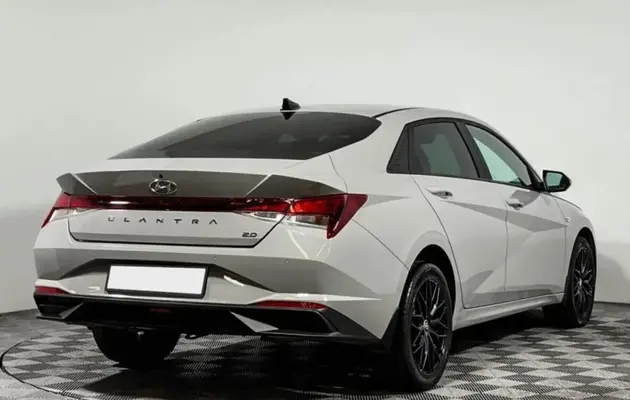 Hyundai Elantra, фото №2