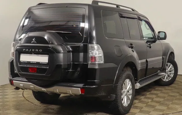 Mitsubishi Pajero, фото №2