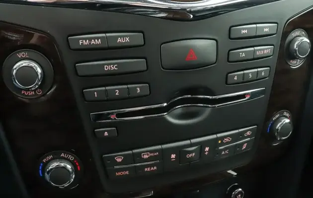 Nissan Patrol, фото №9