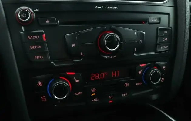 Audi A4, фото №11
