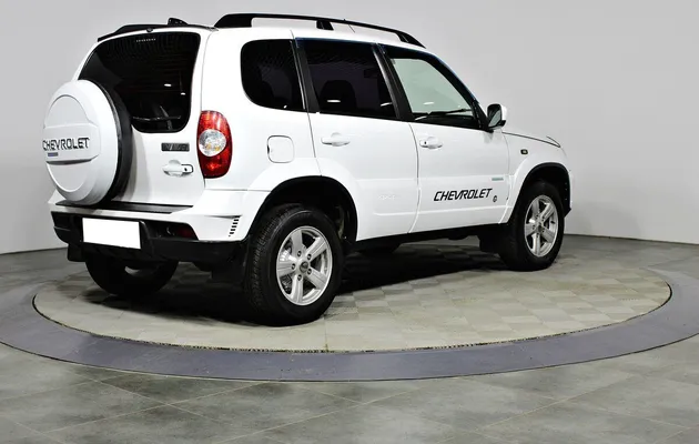 Chevrolet NIVA I Рестайлинг, фото №2