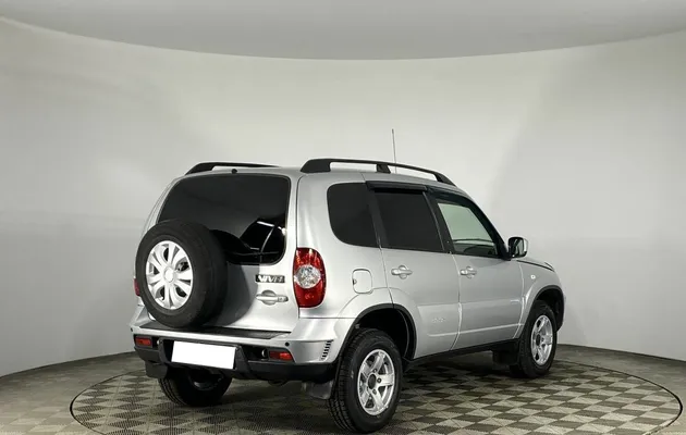 Chevrolet NIVA I Рестайлинг, фото №2