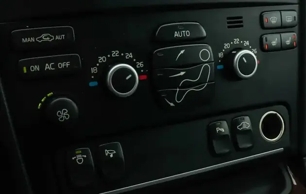 Volvo XC90, фото №7