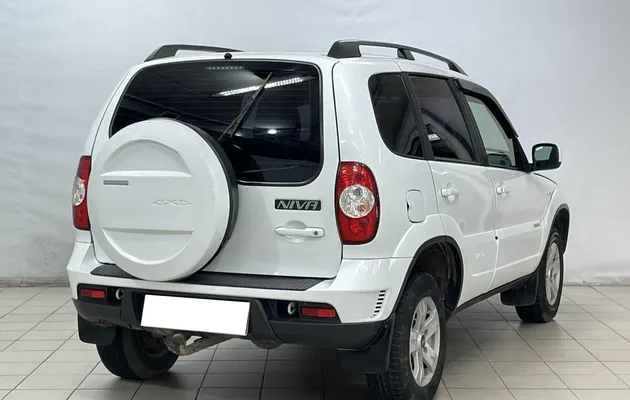 Chevrolet NIVA I Рестайлинг, фото №2
